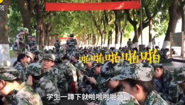 軍訓(xùn)服蹲下就崩線 給學(xué)生提供好一些材料的服裝有多難？